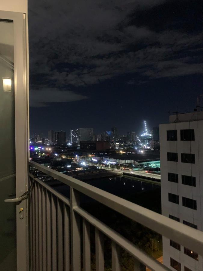 Staycation Shore 2 Moa Pasay مانيلا المظهر الخارجي الصورة
